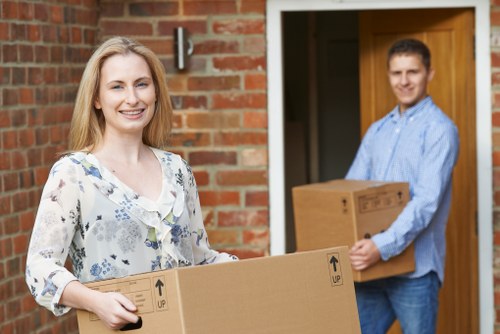 Convenient Bayswater storage access for moving and loading items